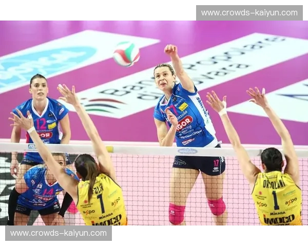 【直播预告】女排对决意大利:巅峰之战,谁能问鼎? 【直播预告】女排对决意大利:巅峰之战,谁能问鼎?